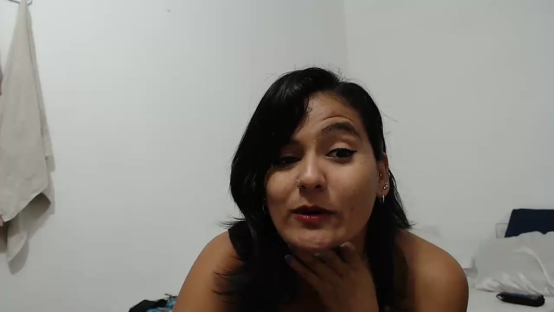 Gallery image thumbnail from Shine24_'s myfreecams stream on, 03/09/2023, 04:42 image 18 of 20