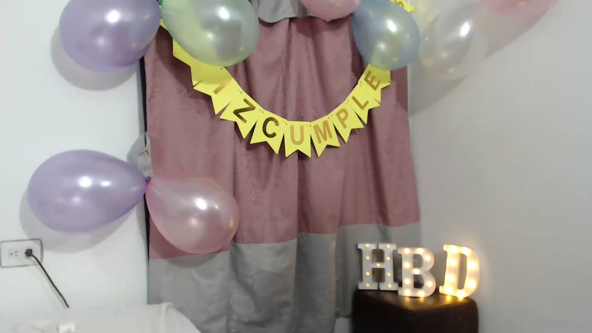 Gallery image thumbnail from Shine24_'s myfreecams stream on, 03/24/2023, 05:15 image 11 of 20