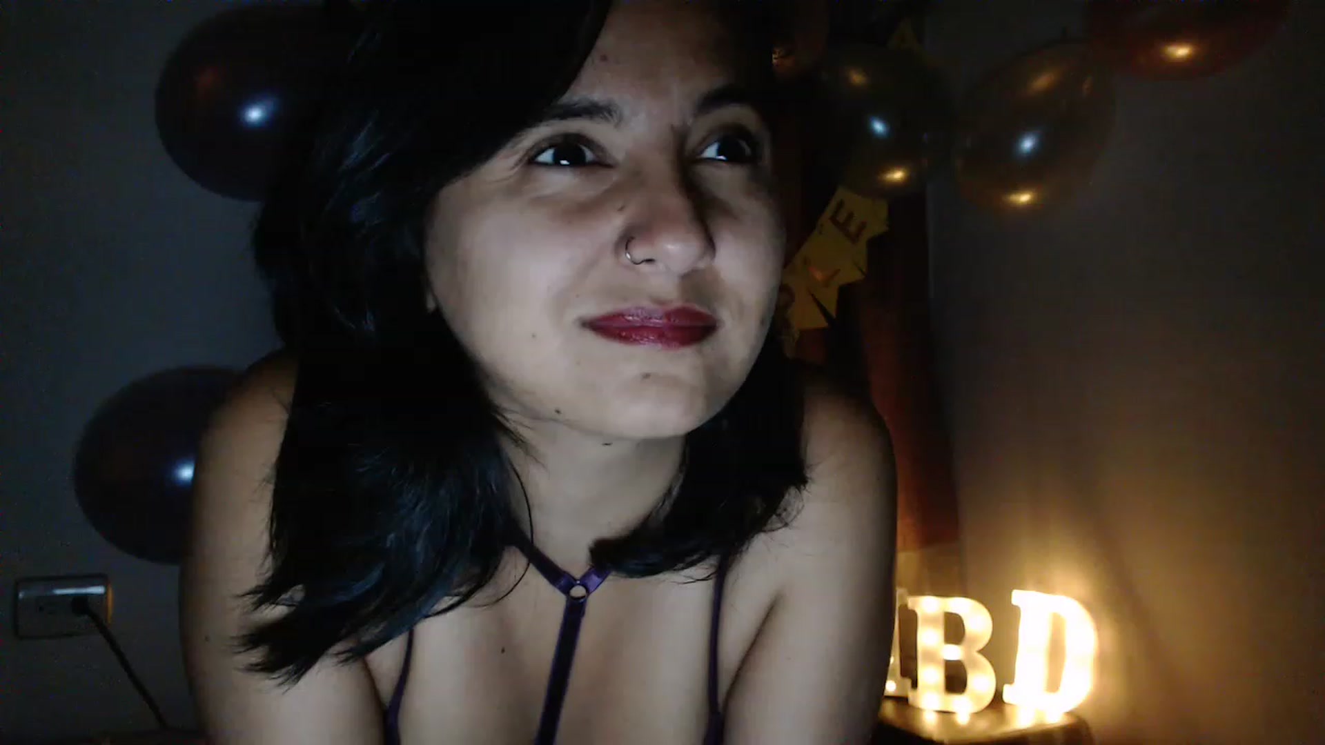 Gallery image thumbnail from Shine24_'s myfreecams stream on, 03/24/2023, 05:15 image 9 of 20