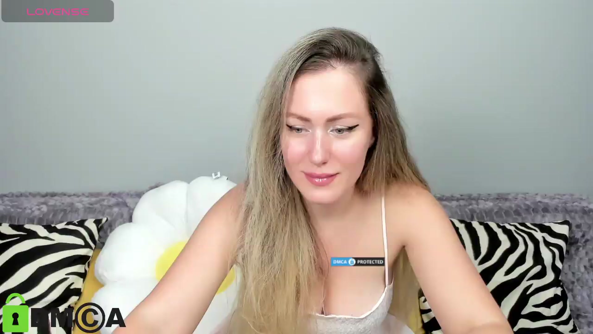 Gallery image thumbnail from Shine_Shine_Ava's myfreecams stream on, 08/29/2026, 14:59 image 12 of 20