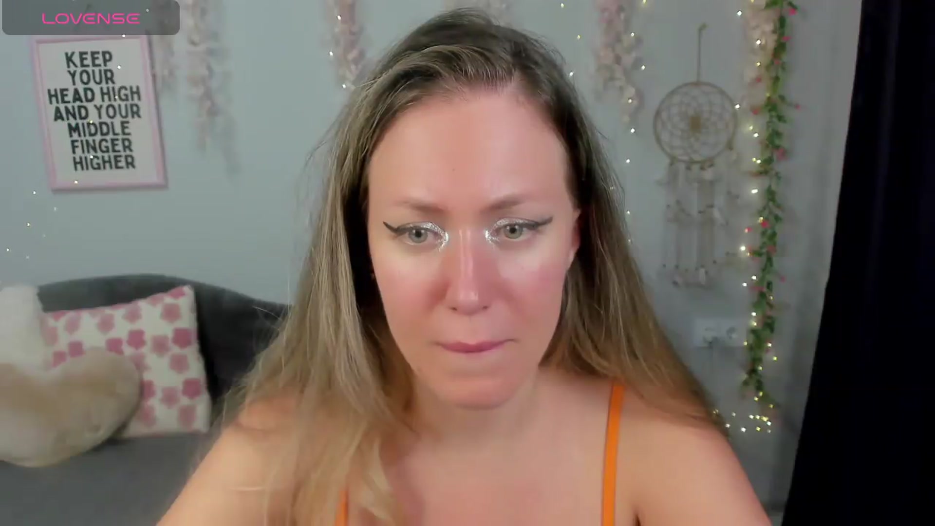 Gallery image thumbnail from Shine_Shine_Ava's myfreecams stream on, 09/12/2026, 24:14 image 17 of 20