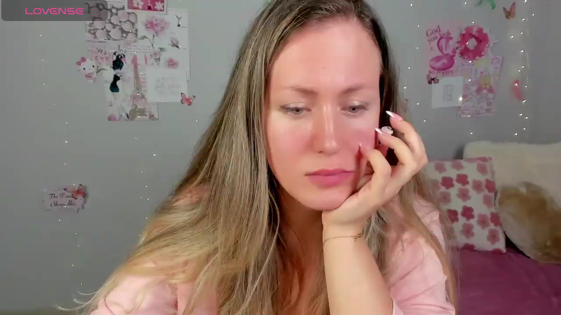Gallery image thumbnail from Shine_Shine_Ava's myfreecams stream on, 09/12/2026, 23:51 image 5 of 20