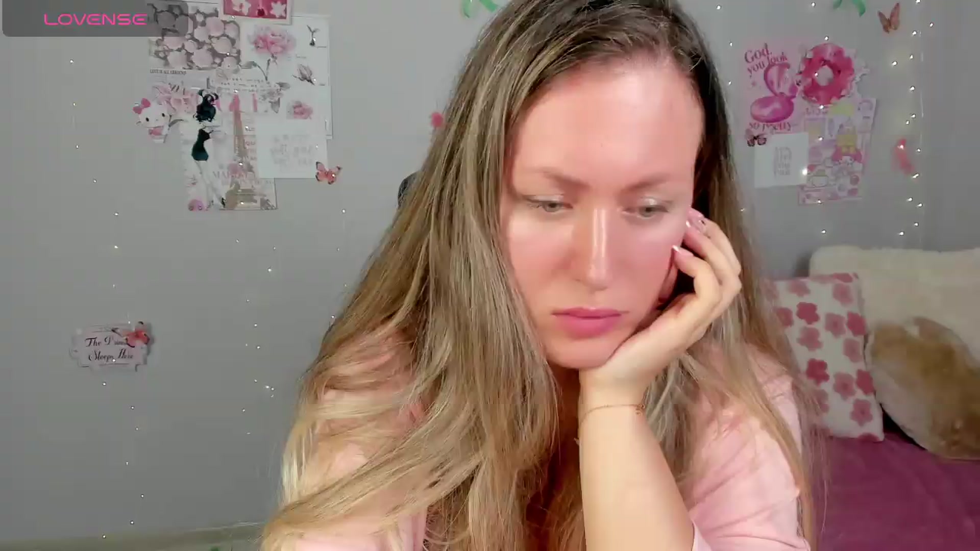 Gallery image thumbnail from Shine_Shine_Ava's myfreecams stream on, 09/12/2026, 23:51 image 6 of 20