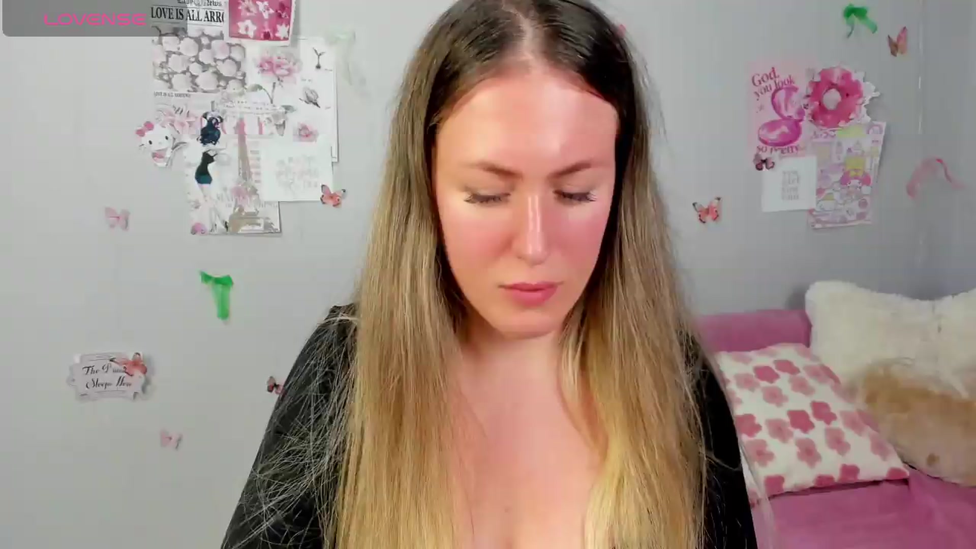 Gallery image thumbnail from Shine_Shine_Ava's myfreecams stream on, 09/28/2026, 18:21 image 7 of 20