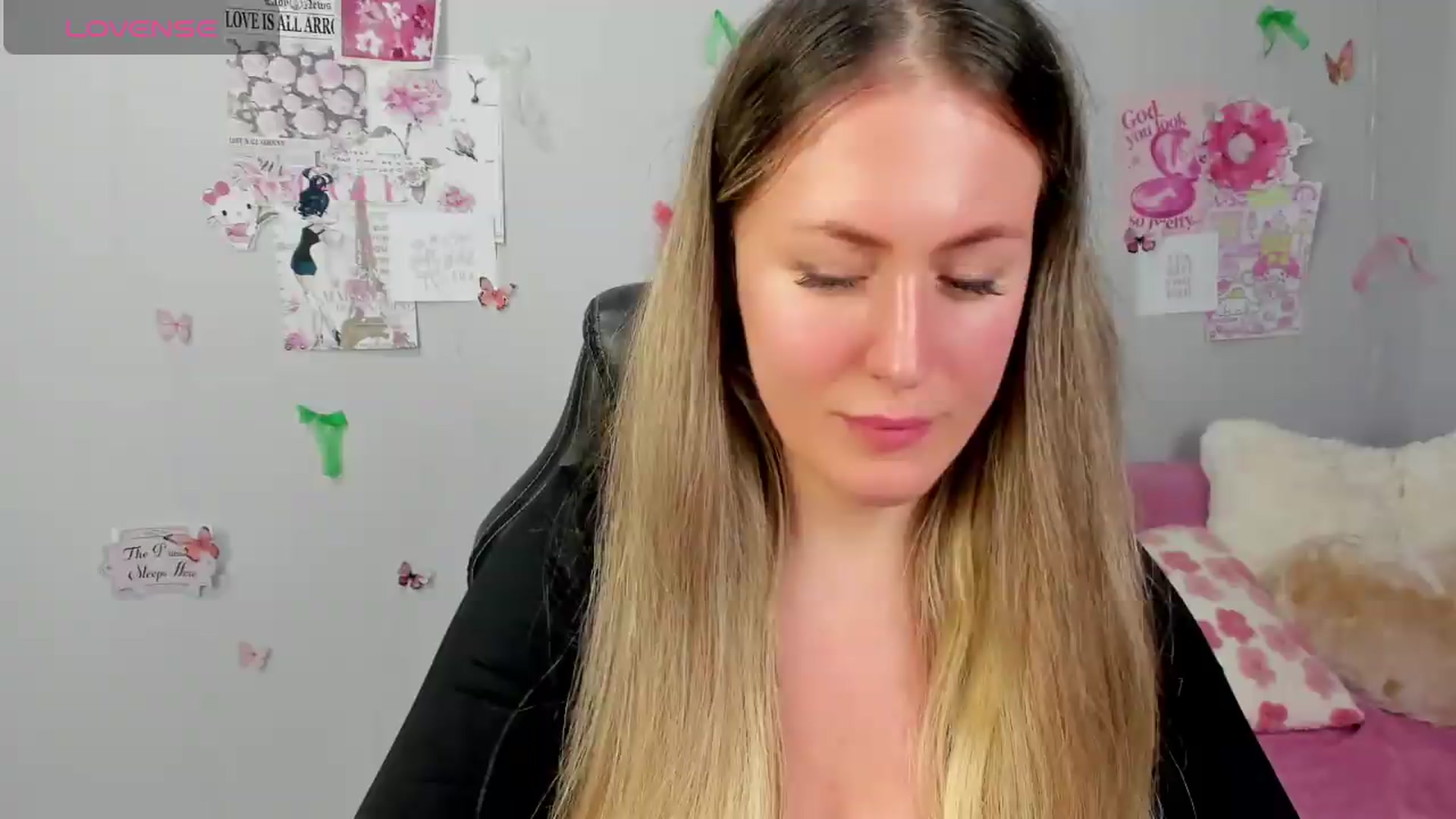 Gallery image thumbnail from Shine_Shine_Ava's myfreecams stream on, 09/28/2026, 19:46 image 20 of 20