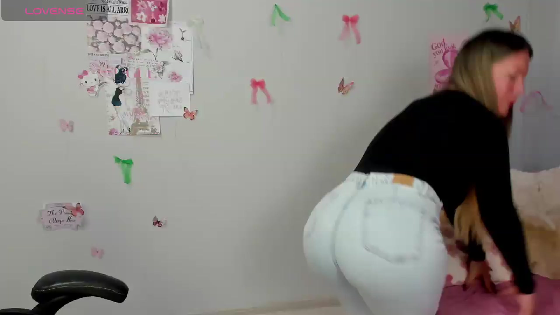 Gallery image thumbnail from Shine_Shine_Ava's myfreecams stream on, 09/28/2026, 19:46 image 13 of 20
