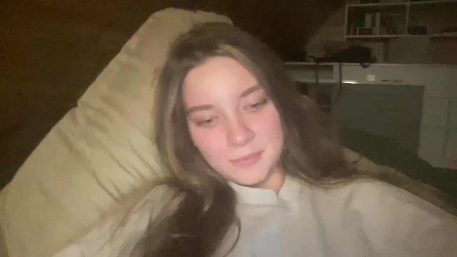 Gallery image thumbnail from Shinie_'s myfreecams stream on, 11/01/2025, 20:41 image 17 of 20