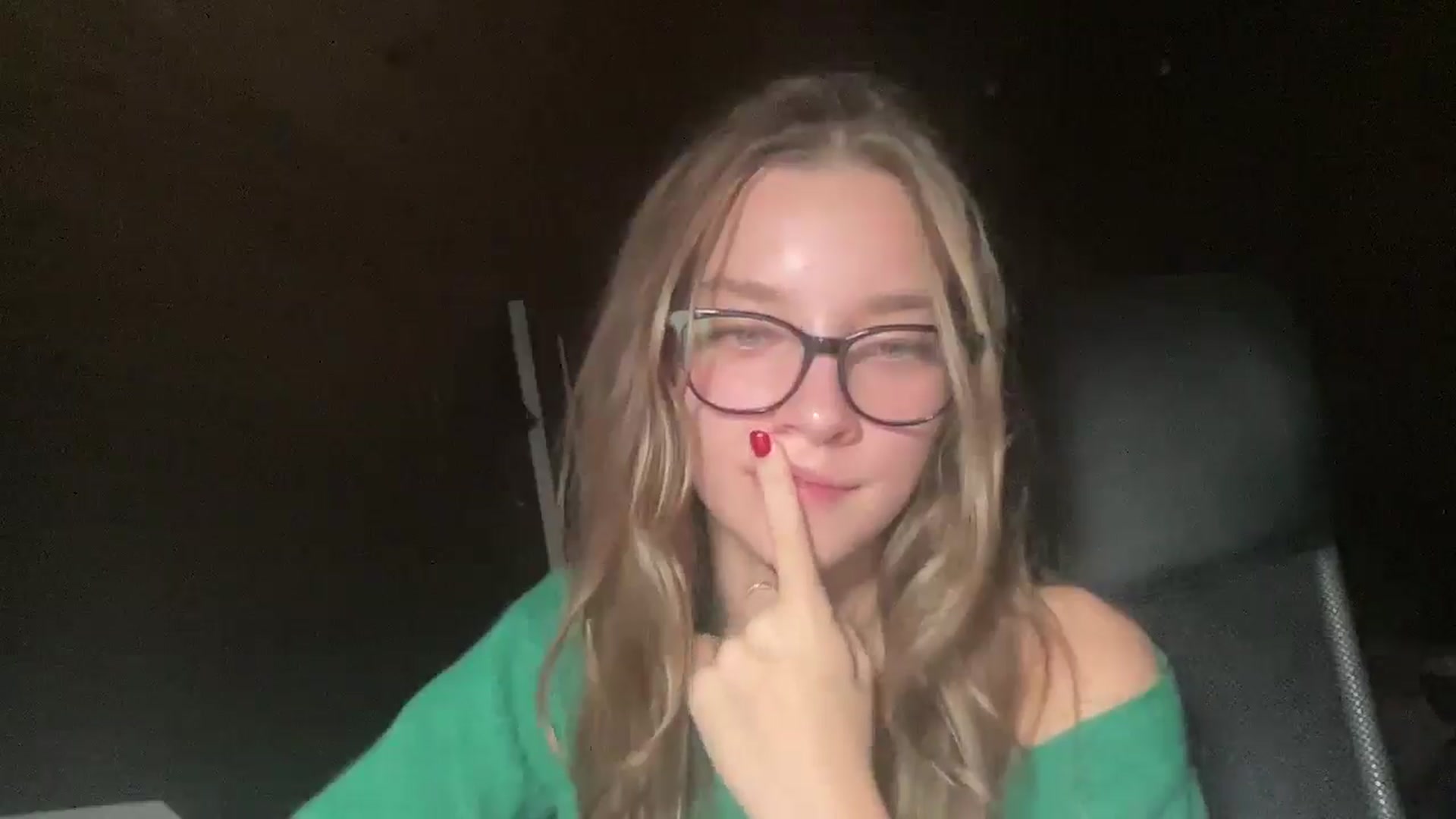 Gallery image thumbnail from Shinie_'s myfreecams stream on, 11/02/2025, 21:20 image 12 of 20