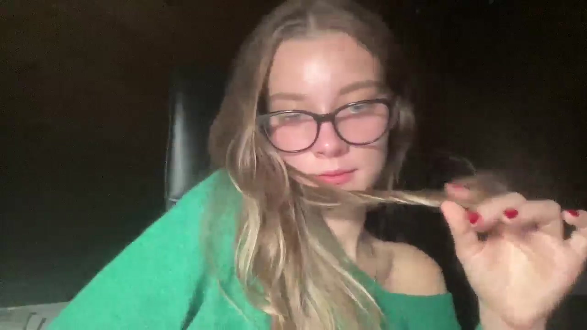 Gallery image thumbnail from Shinie_'s myfreecams stream on, 11/02/2025, 22:11 image 10 of 20