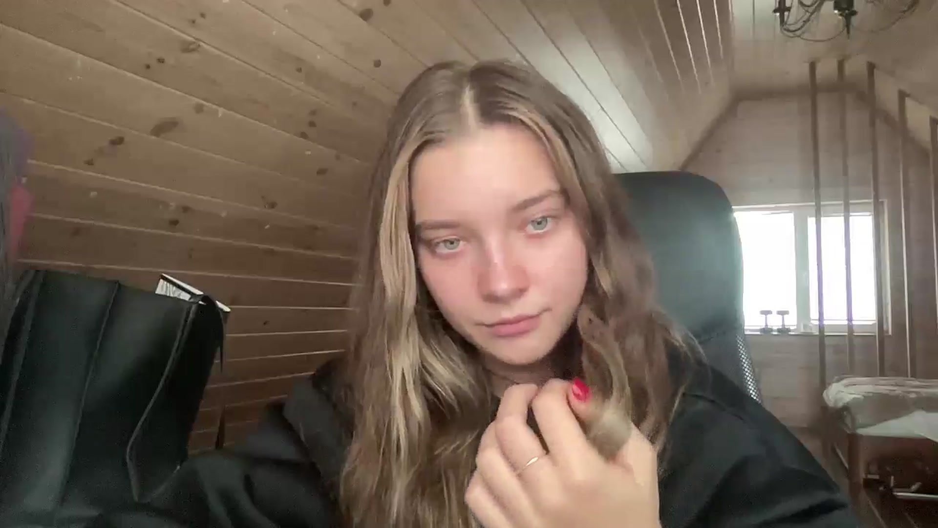 Gallery image thumbnail from Shinie_'s myfreecams stream on, 11/05/2025, 13:27 image 6 of 20