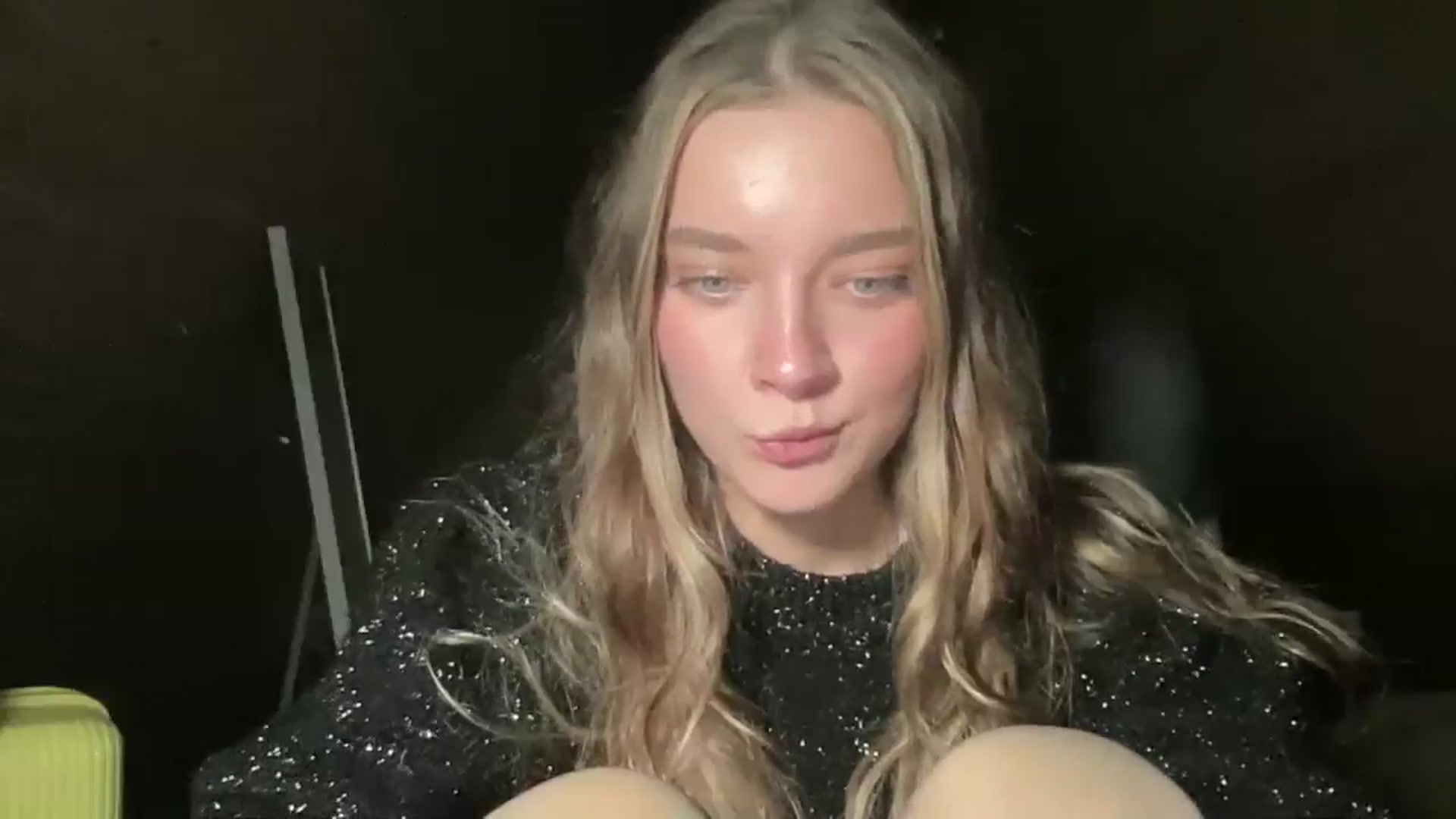 Gallery image thumbnail from Shinie_'s myfreecams stream on, 11/12/2025, 18:22 image 18 of 20