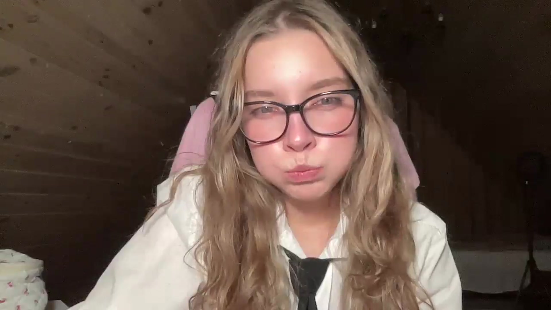 Gallery image thumbnail from Shinie_'s myfreecams stream on, 11/13/2025, 18:08 image 9 of 20