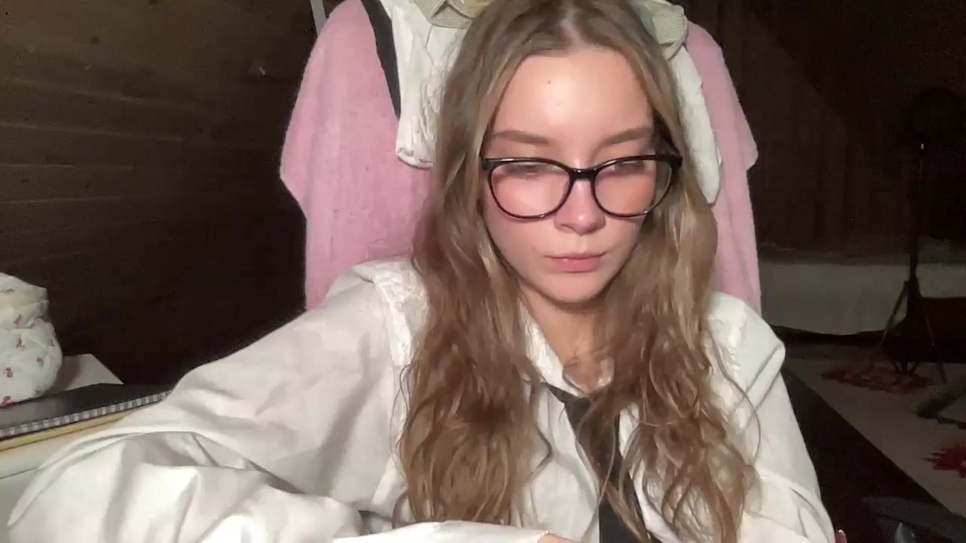 Gallery image thumbnail from Shinie_'s myfreecams stream on, 11/13/2025, 19:00 image 10 of 20