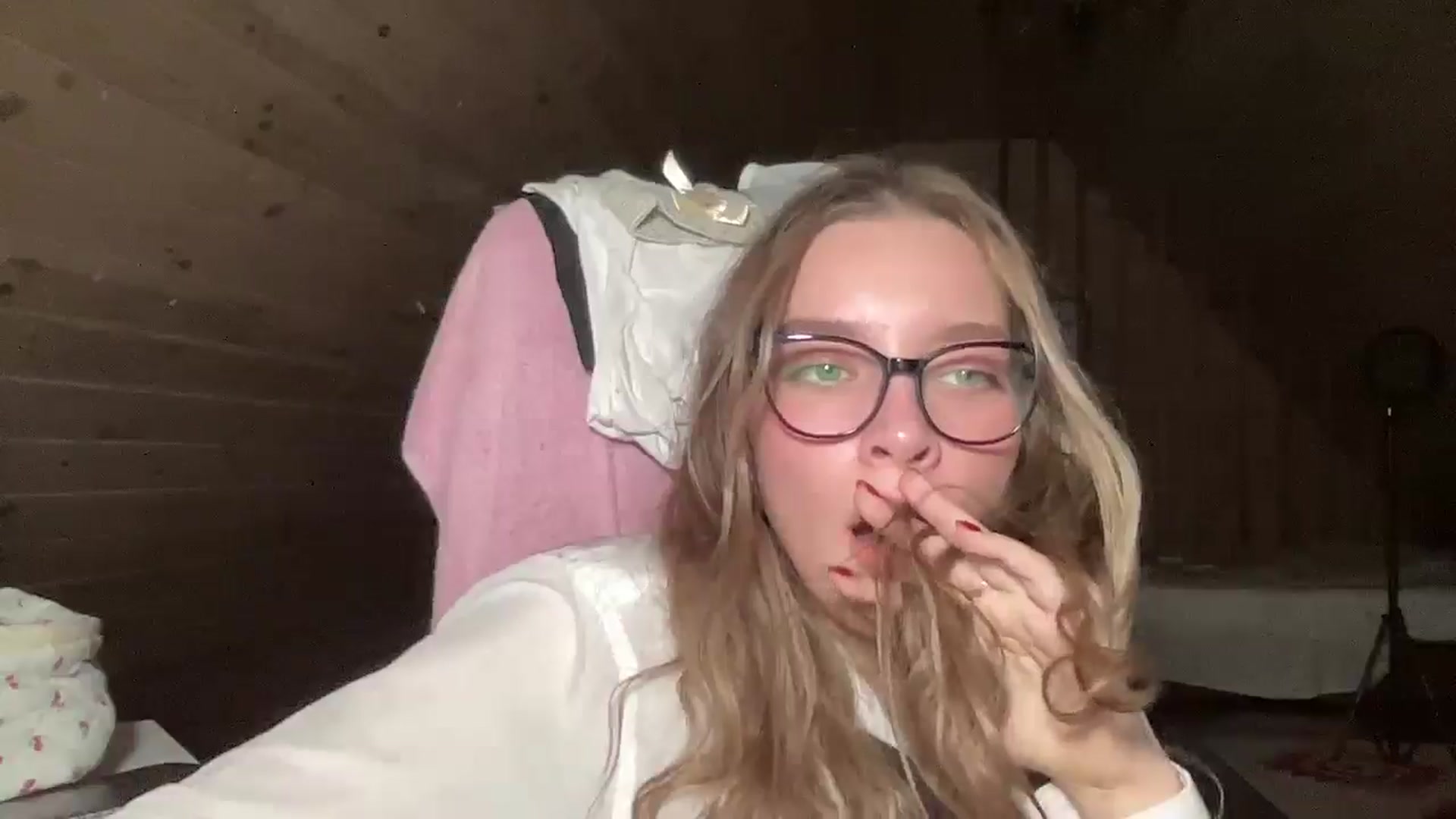 Gallery image thumbnail from Shinie_'s myfreecams stream on, 11/13/2025, 19:00 image 6 of 20