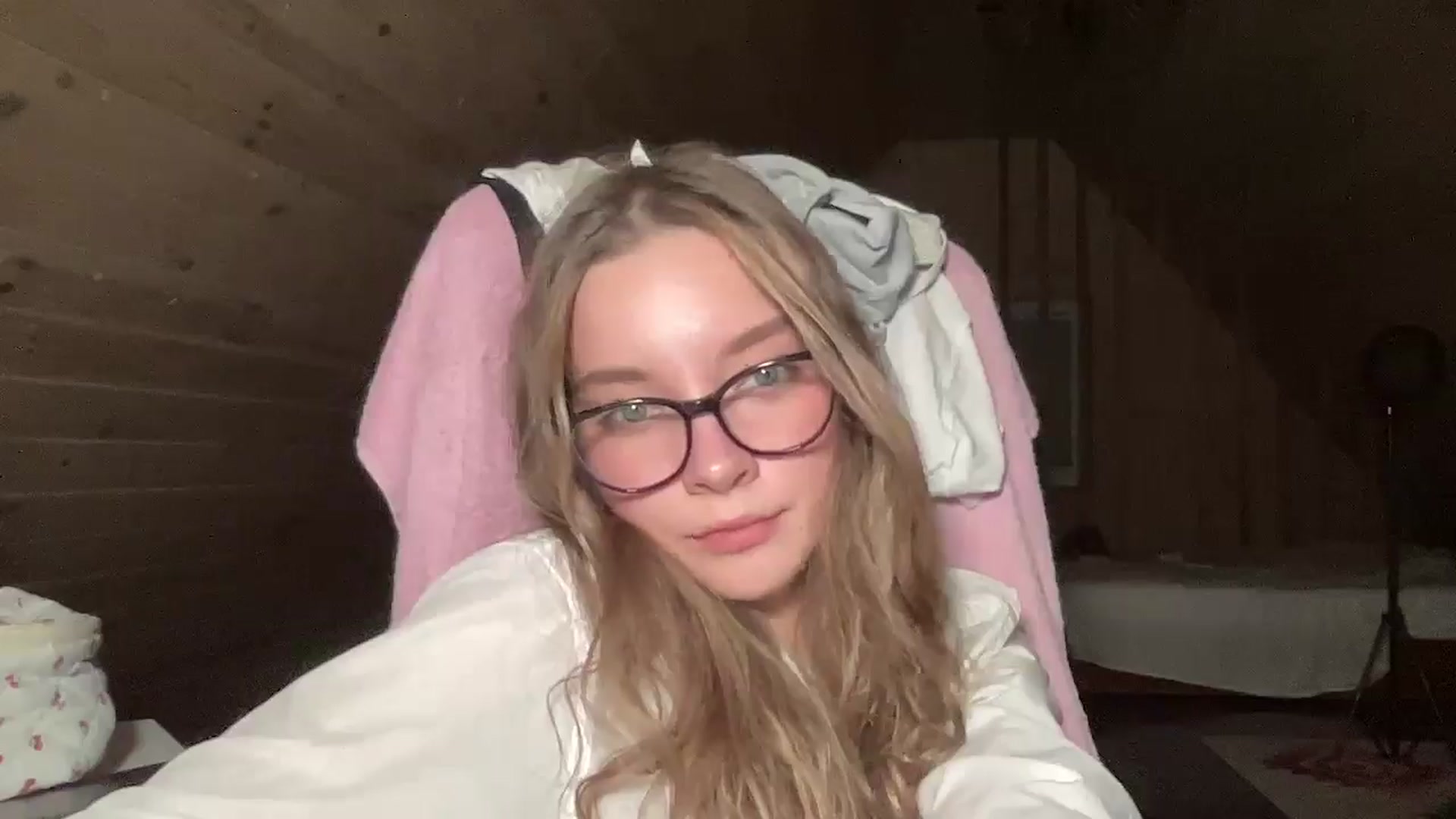 Gallery image thumbnail from Shinie_'s myfreecams stream on, 11/13/2025, 19:00 image 7 of 20