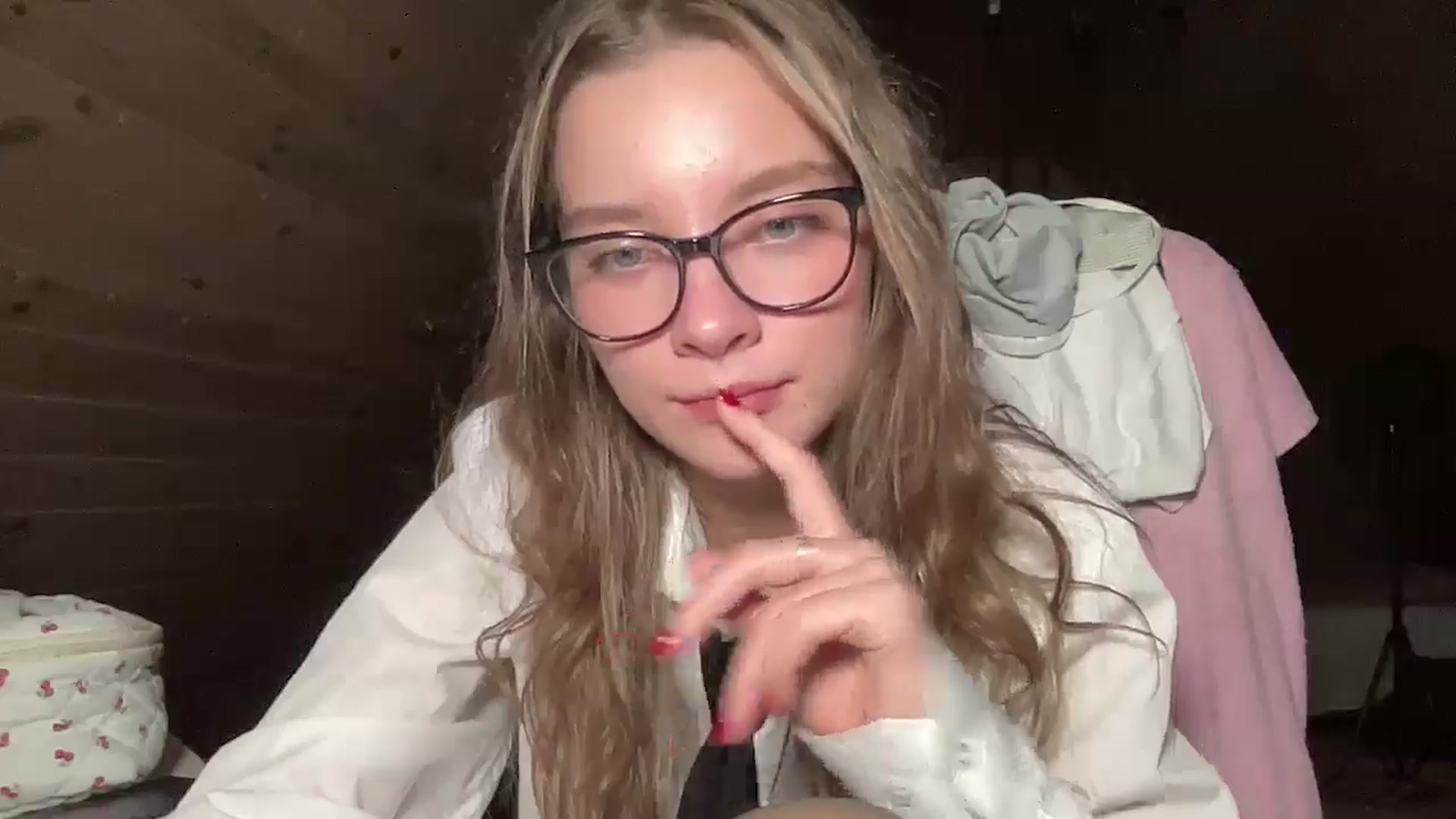 Gallery image thumbnail from Shinie_'s myfreecams stream on, 11/13/2025, 20:31 image 9 of 20