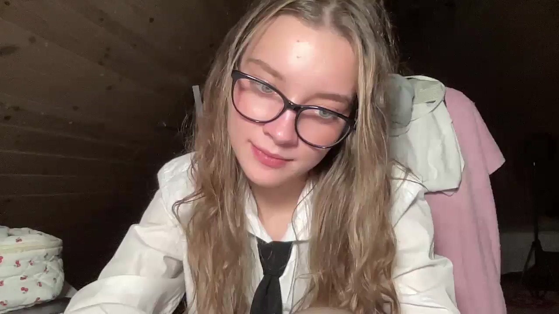 Gallery image thumbnail from Shinie_'s myfreecams stream on, 11/13/2025, 20:31 image 8 of 20
