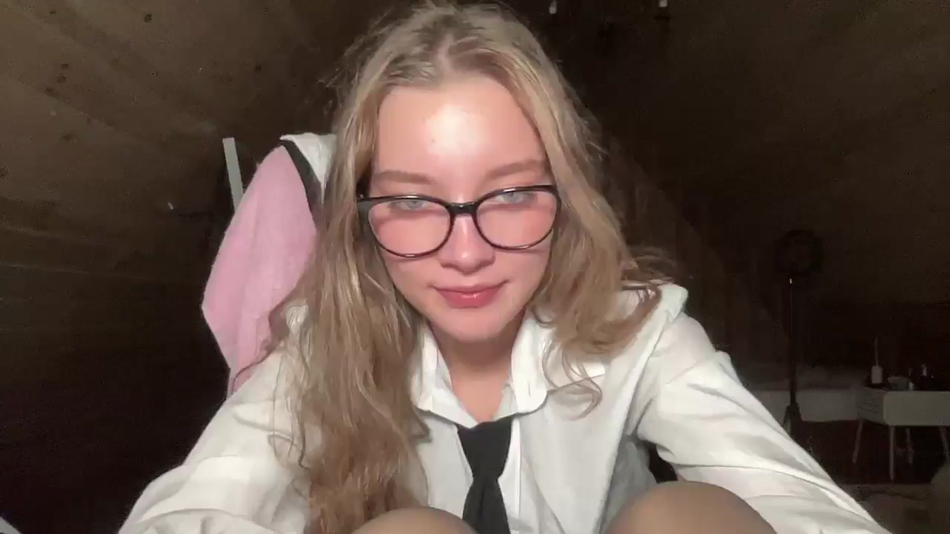 Gallery image thumbnail from Shinie_'s myfreecams stream on, 11/13/2025, 21:09 image 7 of 20
