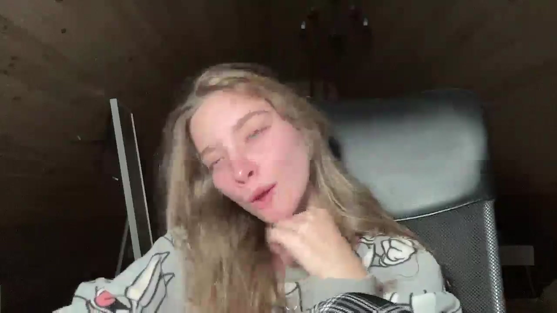 Gallery image thumbnail from Shinie_'s myfreecams stream on, 11/16/2025, 21:26 image 4 of 20