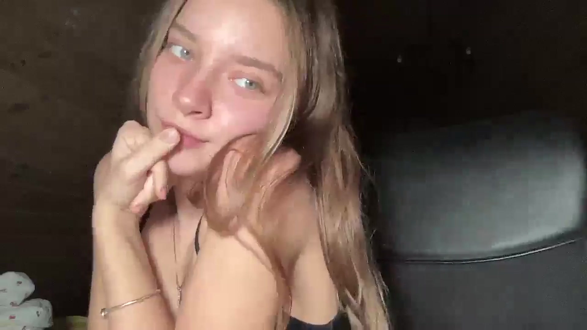 Gallery image thumbnail from Shinie_'s myfreecams stream on, 11/18/2025, 19:26 image 9 of 20