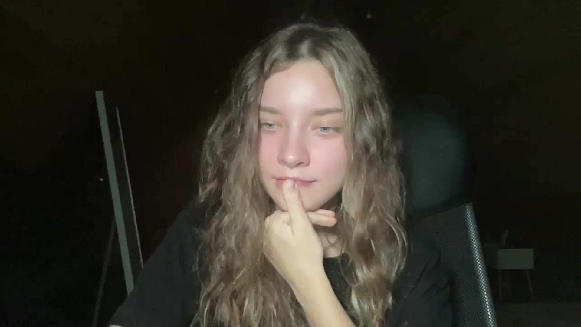 Gallery image thumbnail from Shinie_'s myfreecams stream on, 11/25/2025, 18:53 image 20 of 20