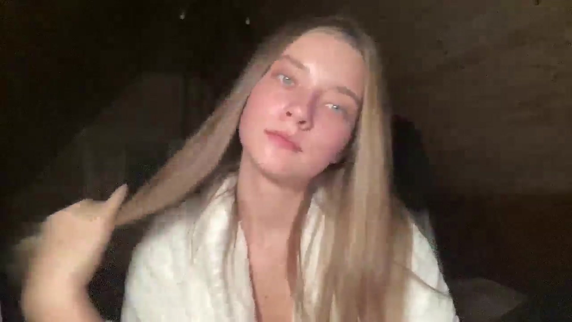 Gallery image thumbnail from Shinie_'s myfreecams stream on, 12/10/2025, 20:00 image 7 of 20