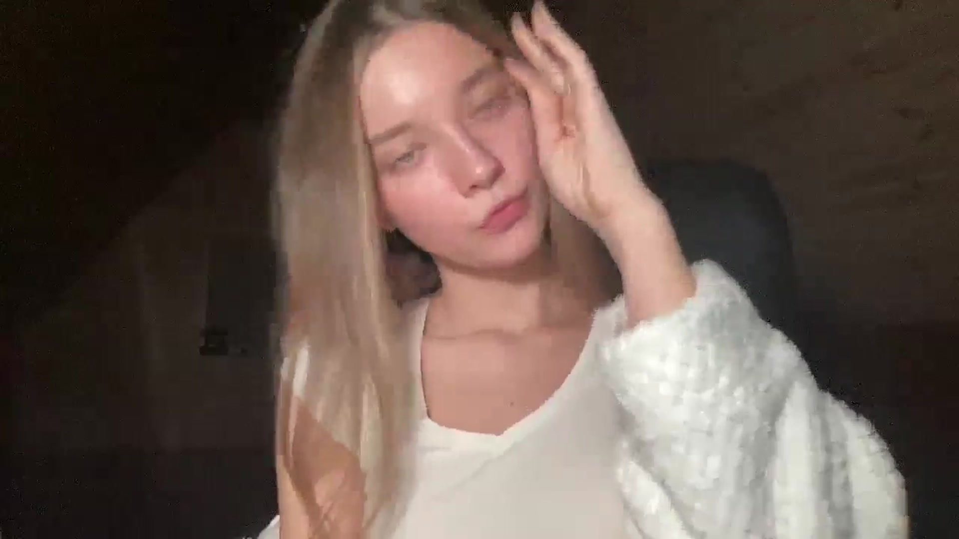 Gallery image thumbnail from Shinie_'s myfreecams stream on, 12/10/2025, 20:00 image 14 of 20