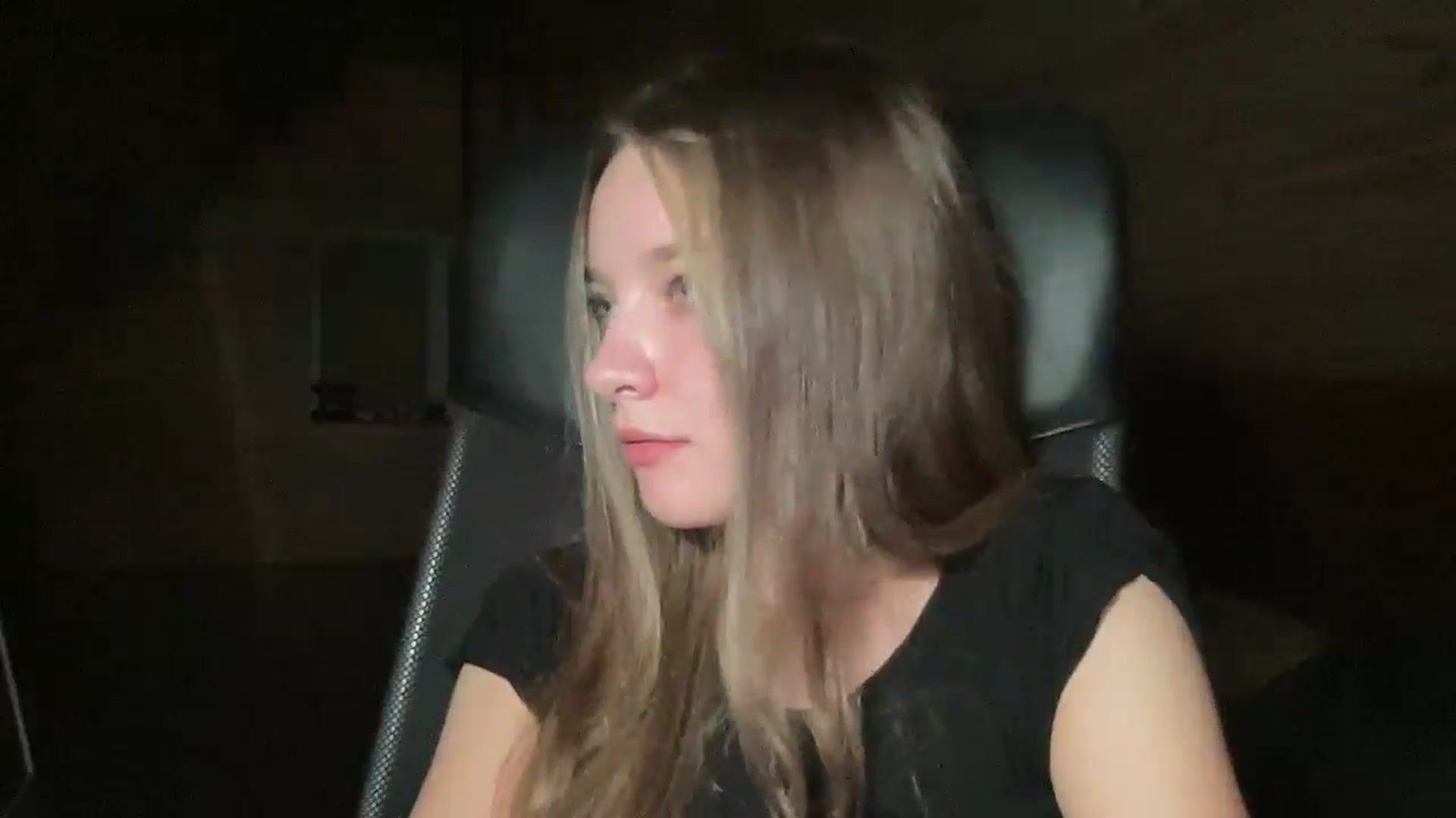 Gallery image thumbnail from Shinie_'s myfreecams stream on, 12/11/2025, 19:26 image 5 of 20