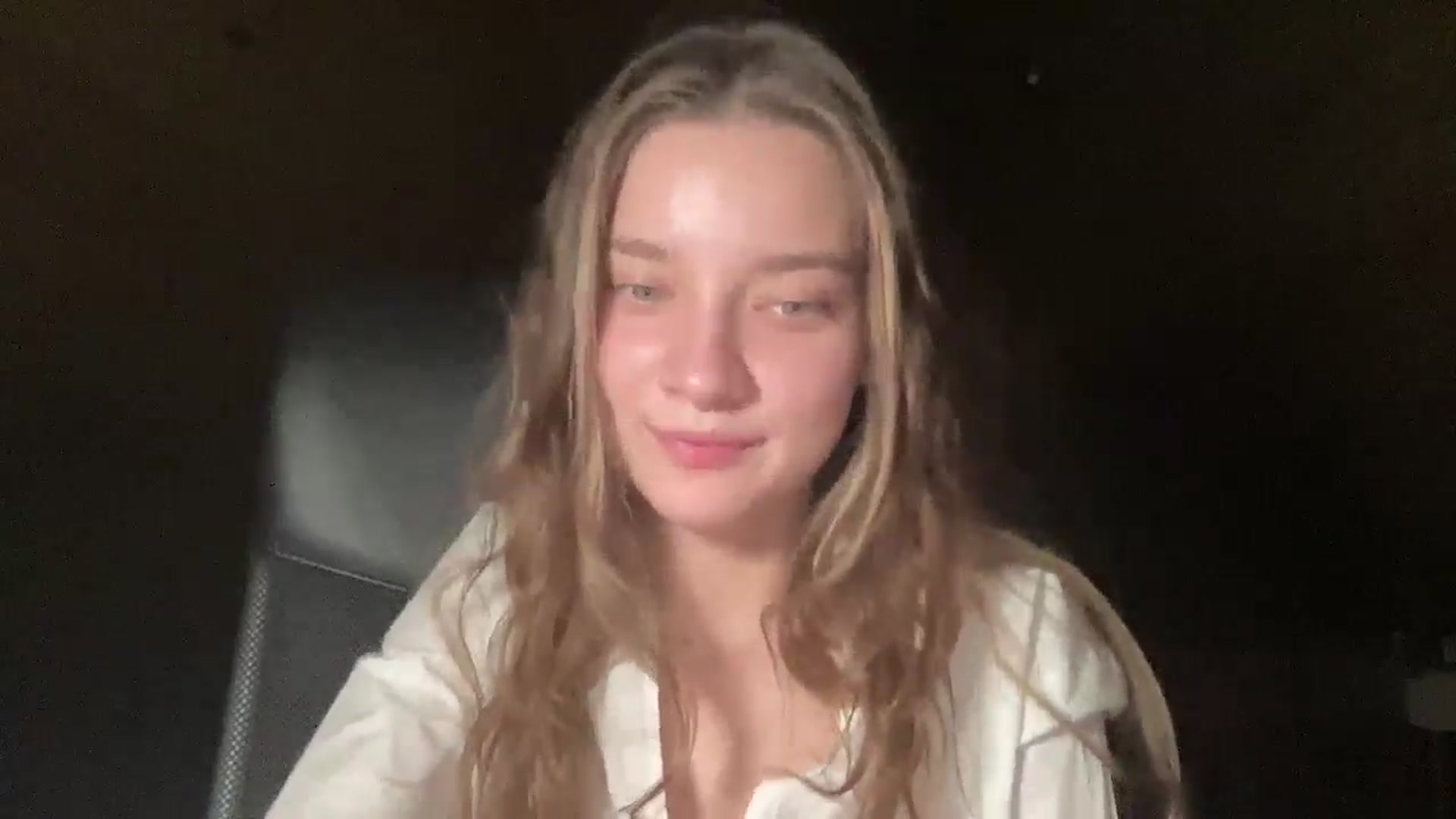Gallery image thumbnail from Shinie_'s myfreecams stream on, 12/19/2025, 19:25 image 4 of 20