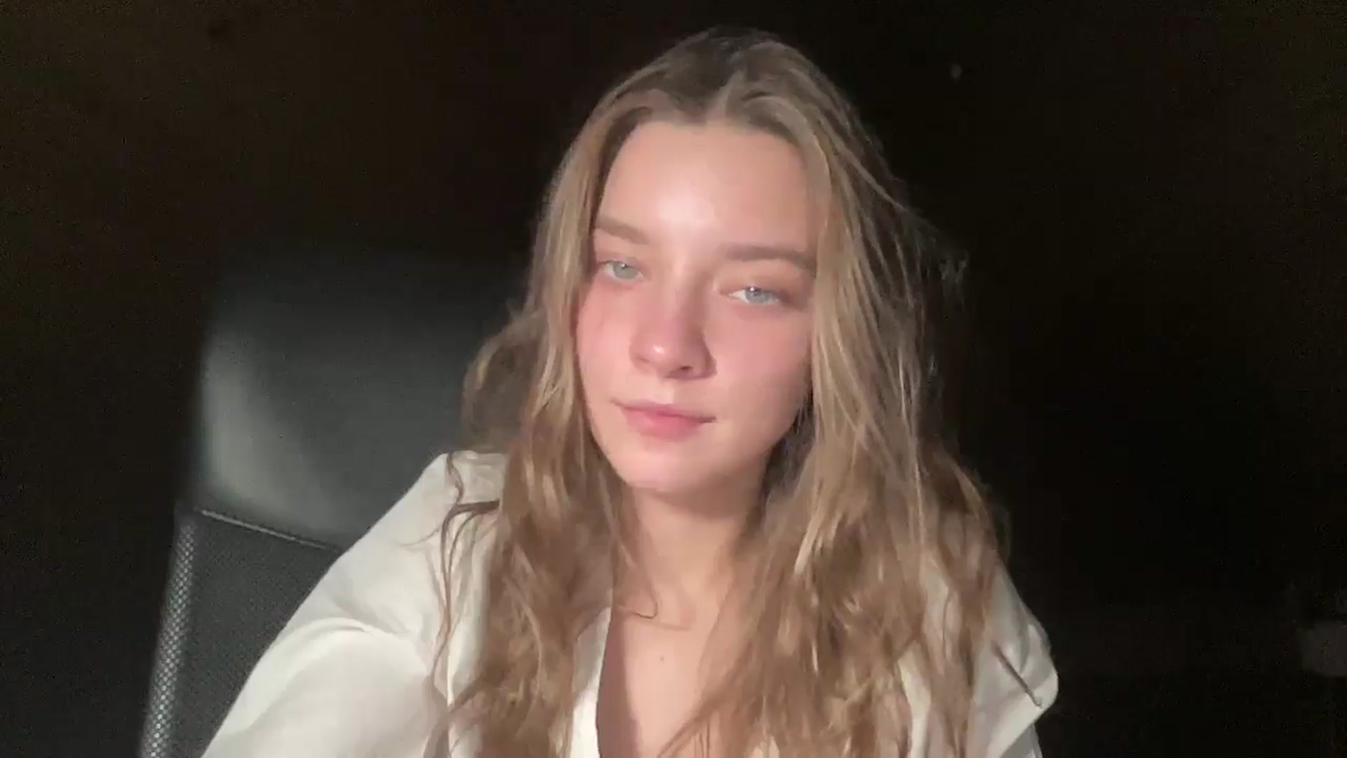 Gallery image thumbnail from Shinie_'s myfreecams stream on, 12/19/2025, 19:25 image 11 of 20