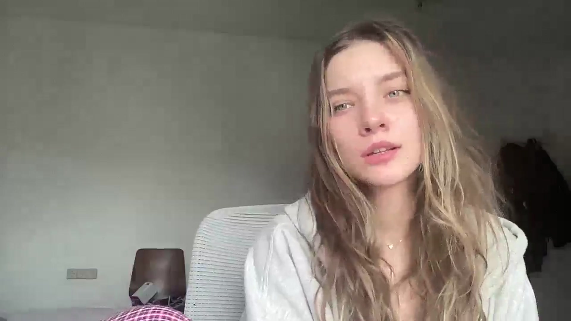 Gallery image thumbnail from Shinie_'s myfreecams stream on, 02/04/2026, 10:47 image 2 of 20
