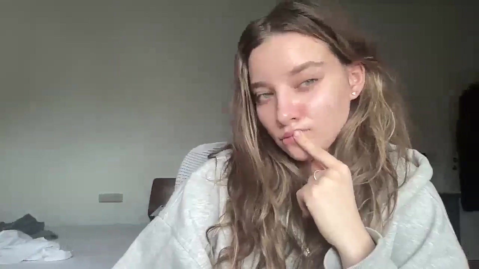 Gallery image thumbnail from Shinie_'s myfreecams stream on, 02/04/2026, 11:32 image 20 of 20
