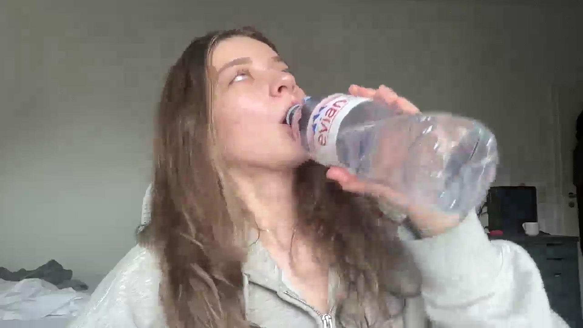 Gallery image thumbnail from Shinie_'s myfreecams stream on, 02/04/2026, 11:32 image 16 of 20