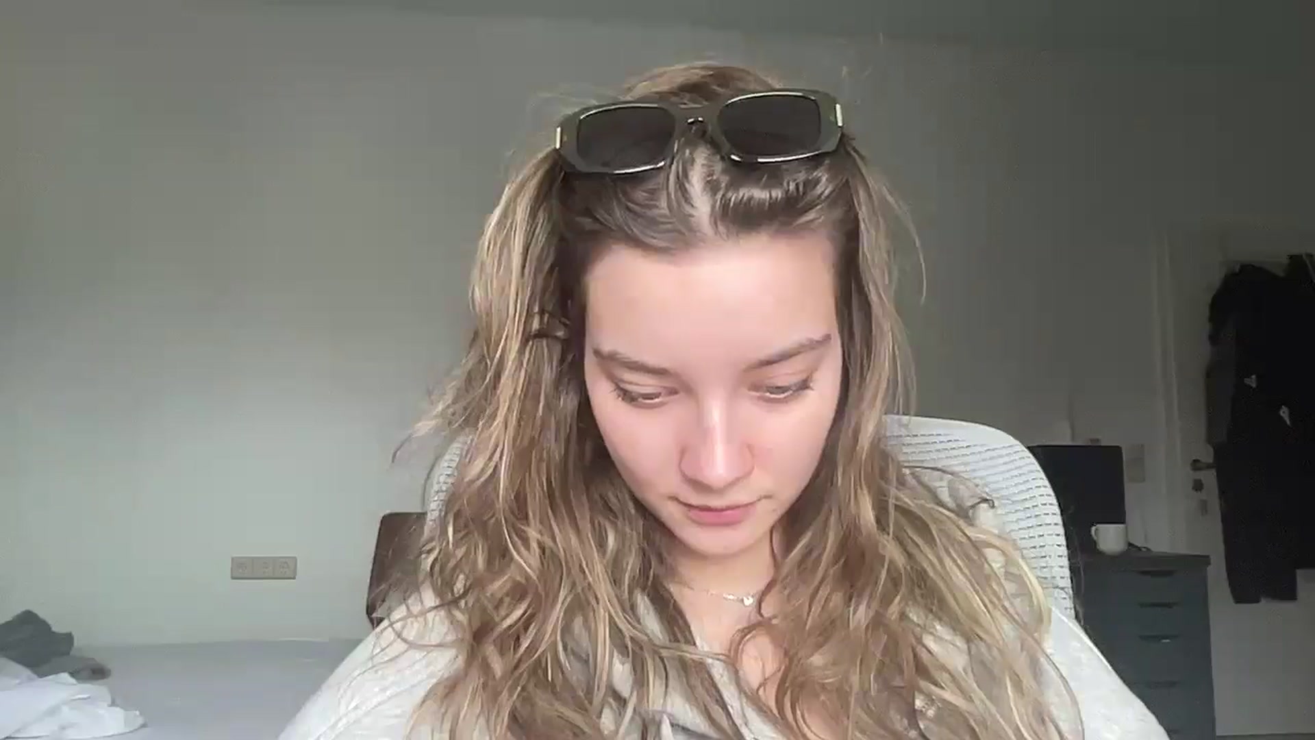 Gallery image thumbnail from Shinie_'s myfreecams stream on, 02/04/2026, 12:25 image 6 of 20