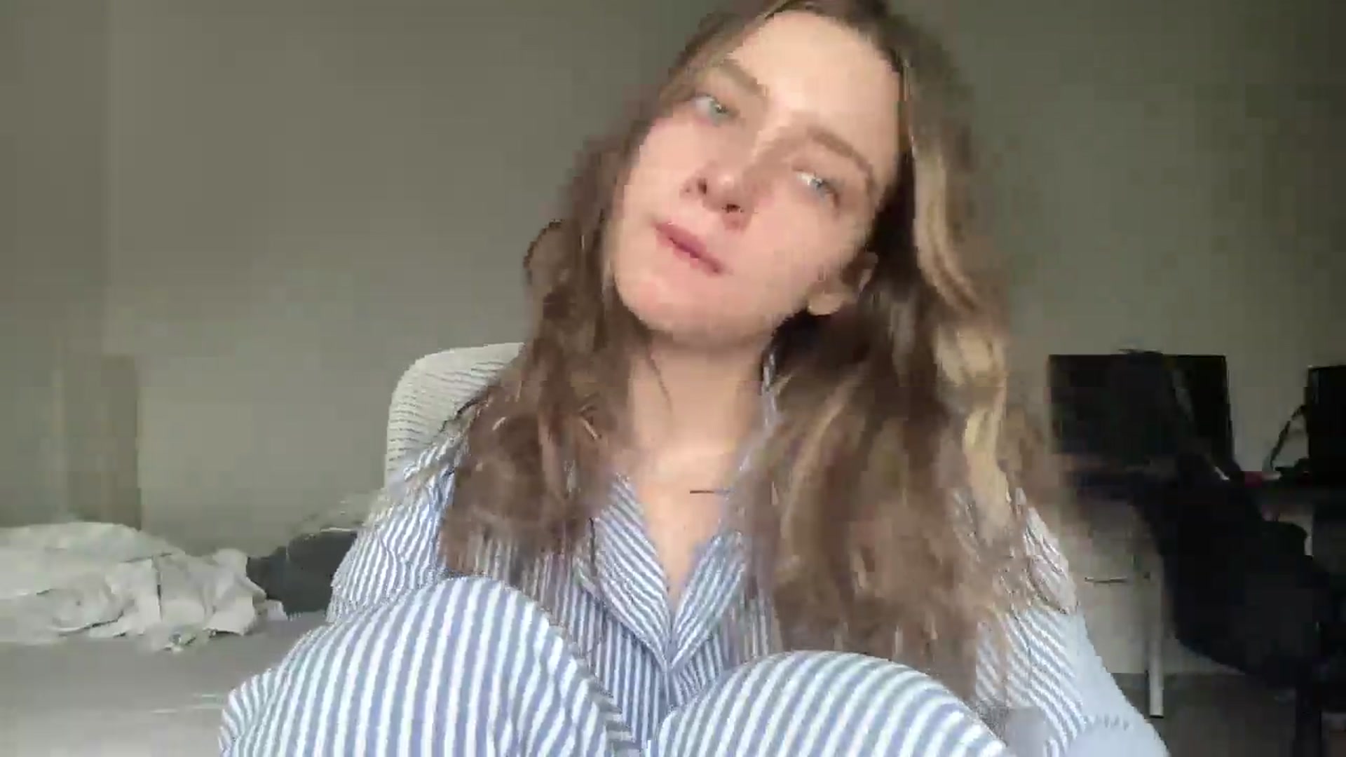 Gallery image thumbnail from Shinie_'s myfreecams stream on, 02/09/2026, 09:52 image 20 of 20