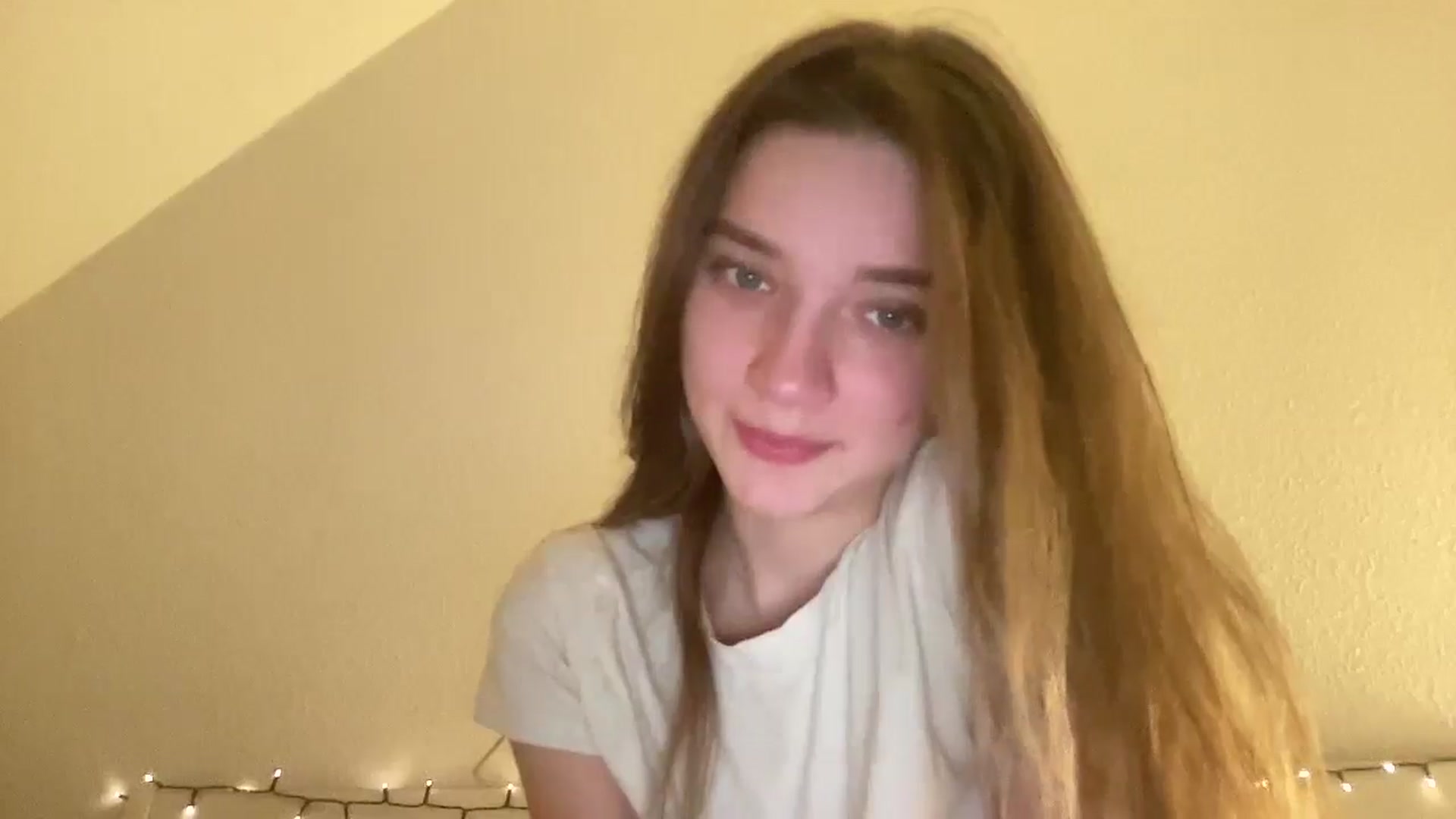 Gallery image thumbnail from Shinie_'s myfreecams stream on, 02/10/2026, 19:30 image 4 of 20