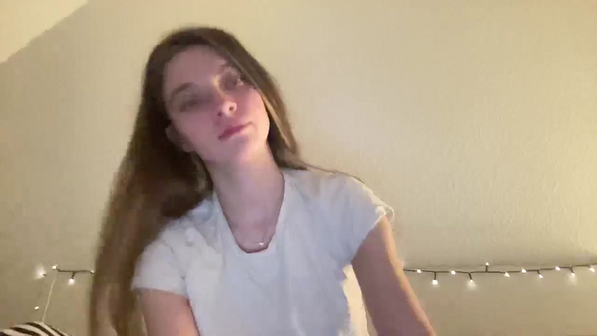 Gallery image thumbnail from Shinie_'s myfreecams stream on, 02/10/2026, 19:30 image 9 of 20