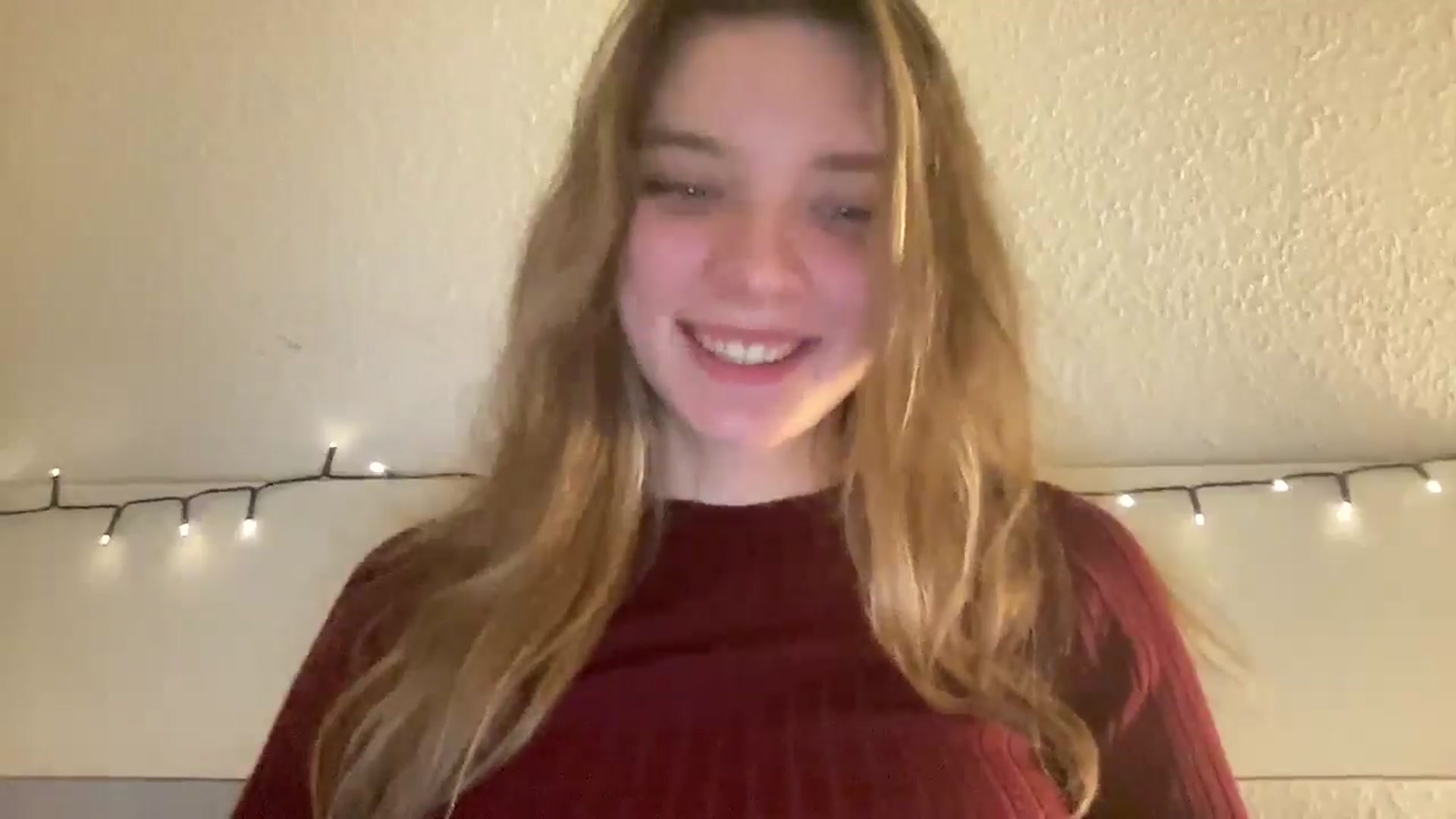 Gallery image thumbnail from Shinie_'s myfreecams stream on, 02/11/2026, 22:11 image 15 of 20