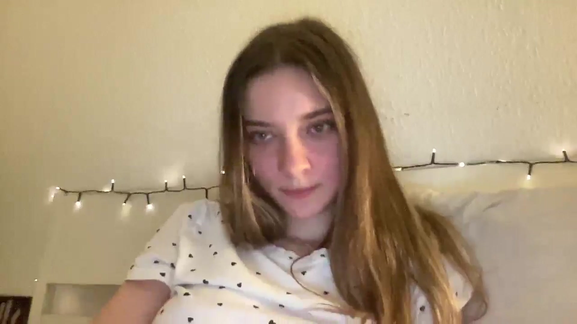 Gallery image thumbnail from Shinie_'s myfreecams stream on, 02/12/2026, 21:52 image 8 of 20