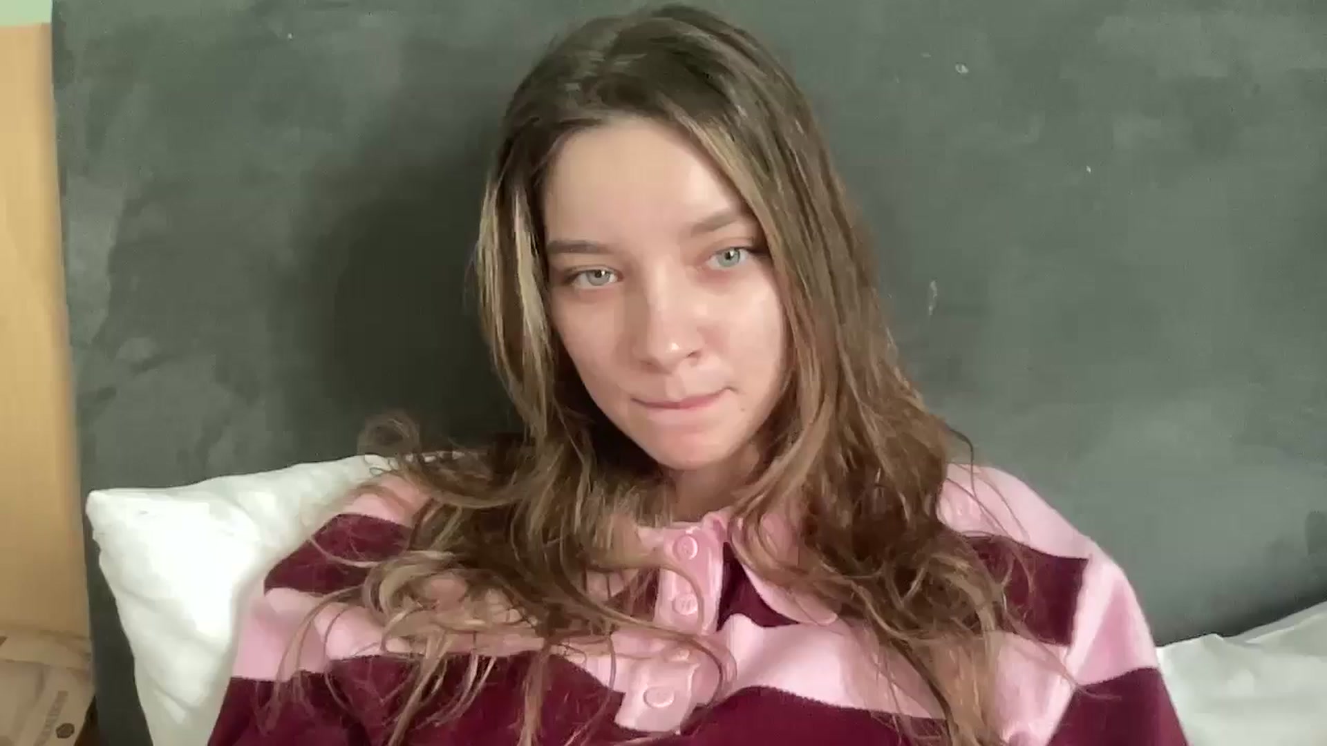 Gallery image thumbnail from Shinie_'s myfreecams stream on, 02/14/2026, 09:59 image 12 of 20
