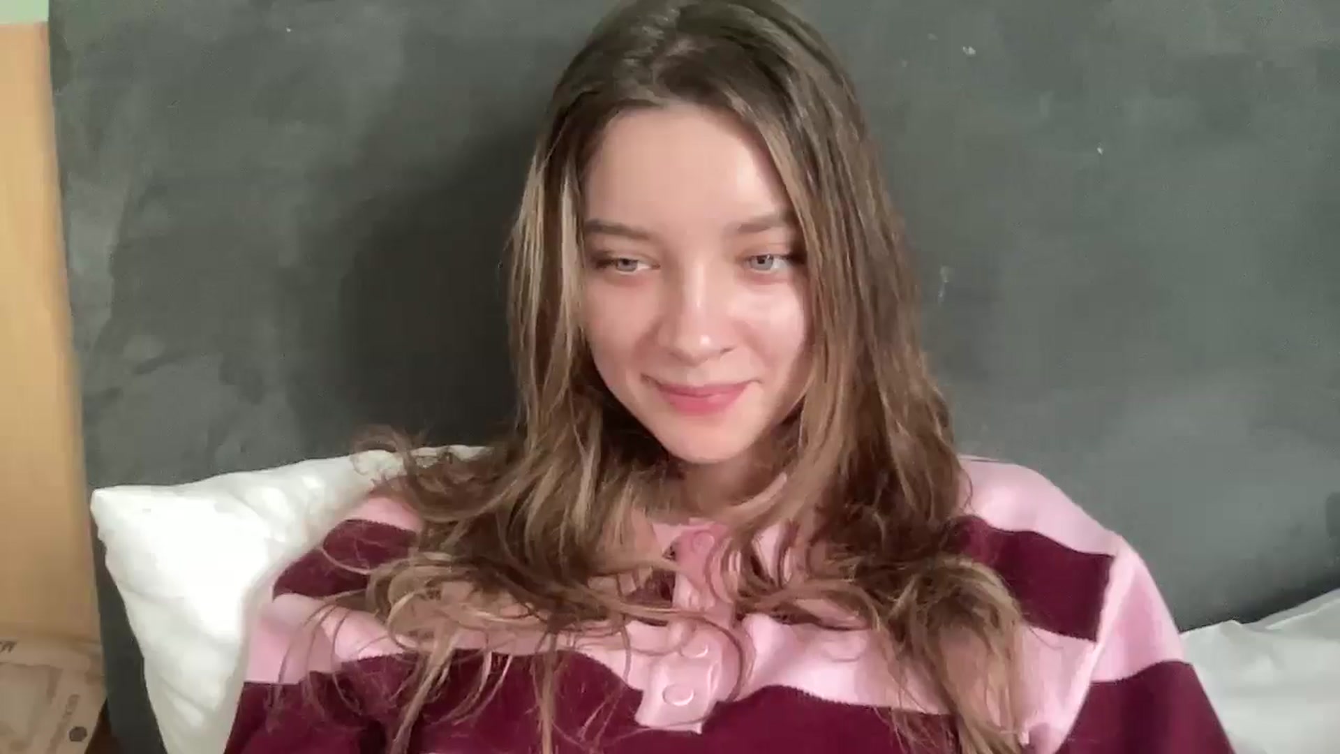 Gallery image thumbnail from Shinie_'s myfreecams stream on, 02/14/2026, 09:59 image 15 of 20