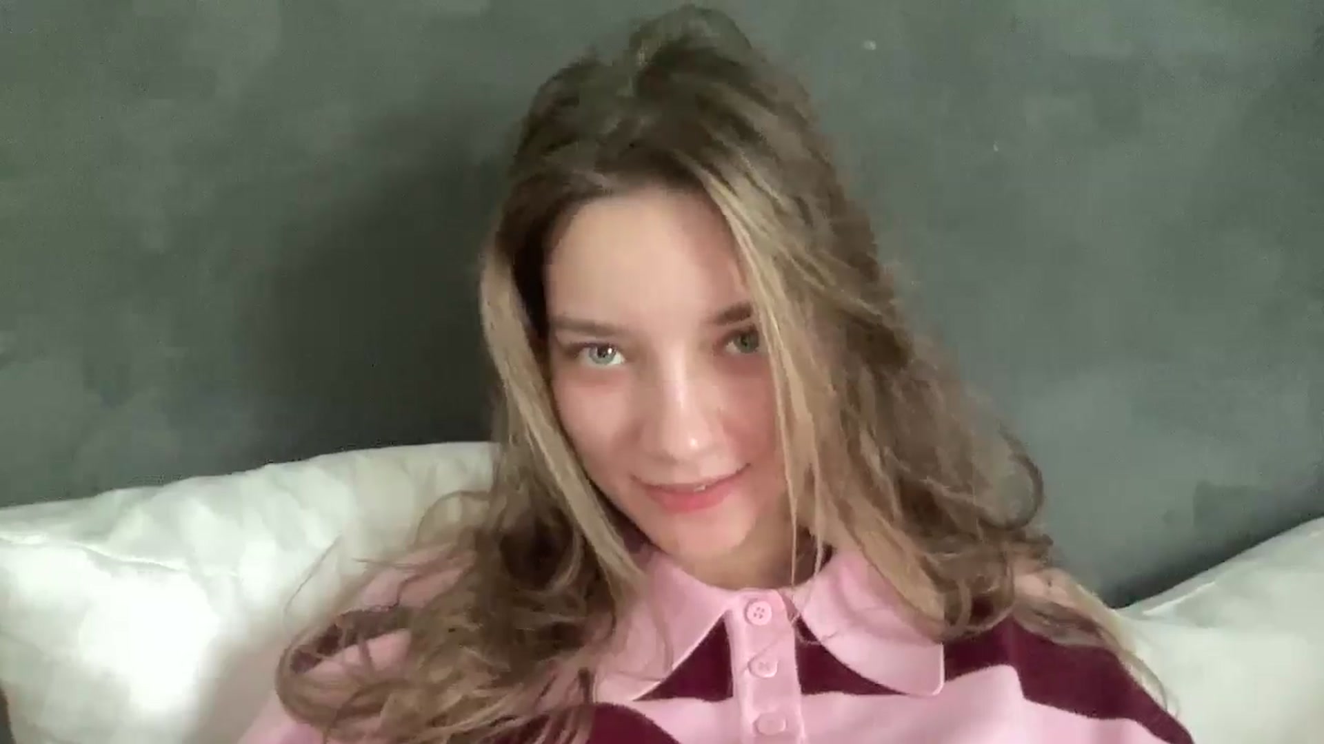 Gallery image thumbnail from Shinie_'s myfreecams stream on, 02/14/2026, 10:23 image 17 of 20