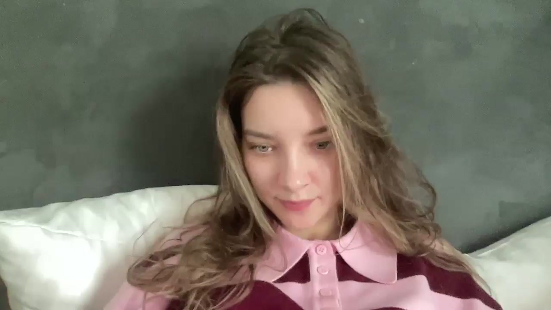 Gallery image thumbnail from Shinie_'s myfreecams stream on, 02/14/2026, 10:23 image 16 of 20