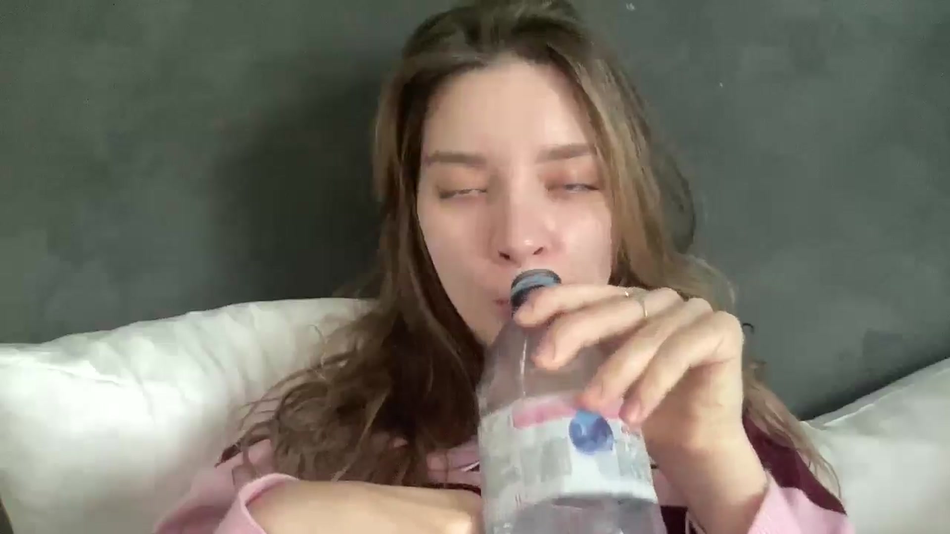 Gallery image thumbnail from Shinie_'s myfreecams stream on, 02/14/2026, 10:23 image 14 of 20