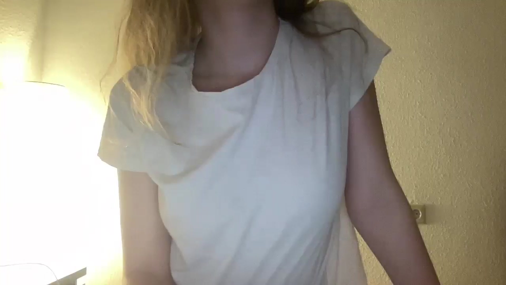 Gallery image thumbnail from Shinie_'s myfreecams stream on, 02/15/2026, 22:27 image 8 of 20