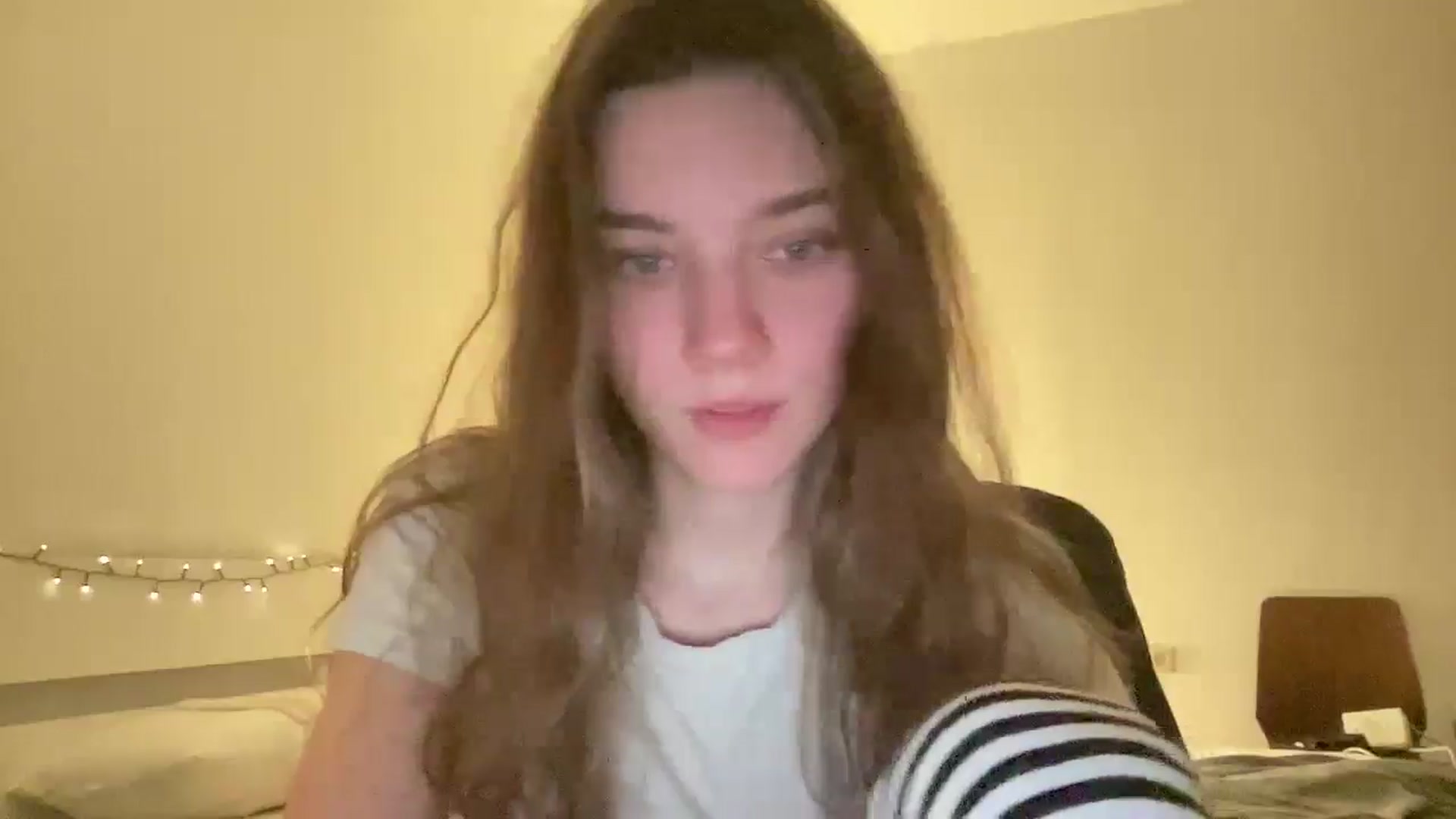 Gallery image thumbnail from Shinie_'s myfreecams stream on, 02/18/2026, 21:47 image 4 of 20