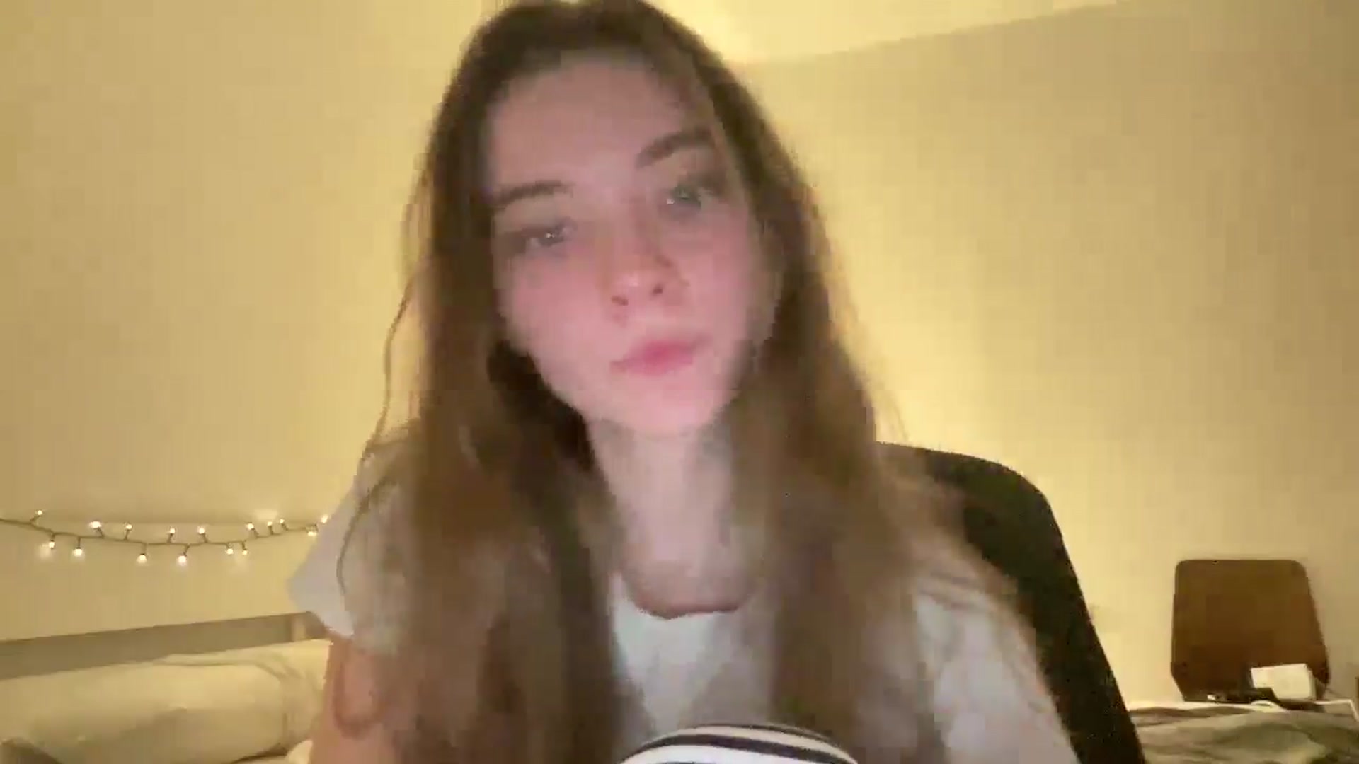Gallery image thumbnail from Shinie_'s myfreecams stream on, 02/18/2026, 21:47 image 2 of 20