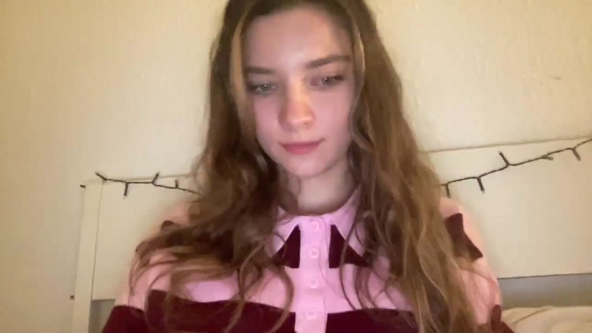 Gallery image thumbnail from Shinie_'s myfreecams stream on, 02/24/2026, 20:37 image 5 of 20