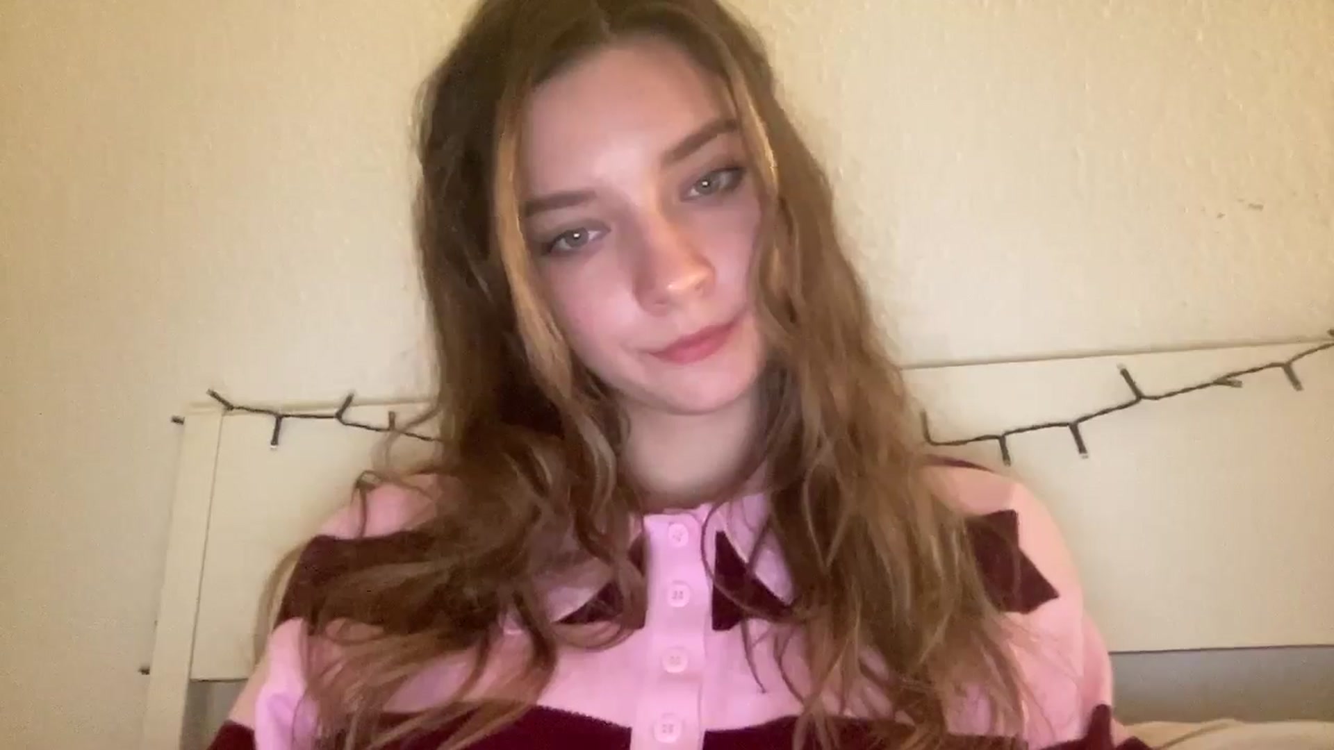 Gallery image thumbnail from Shinie_'s myfreecams stream on, 02/24/2026, 20:37 image 8 of 20