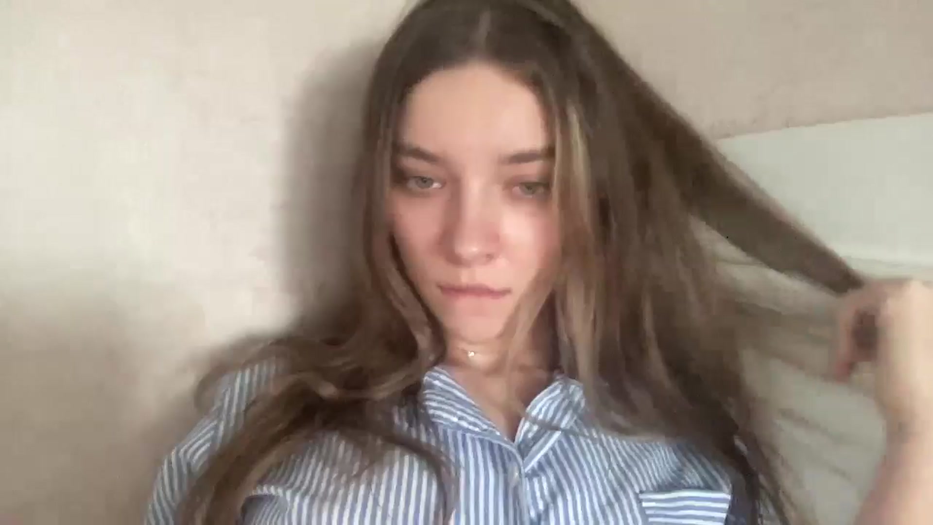 Gallery image thumbnail from Shinie_'s myfreecams stream on, 03/03/2026, 14:20 image 13 of 20